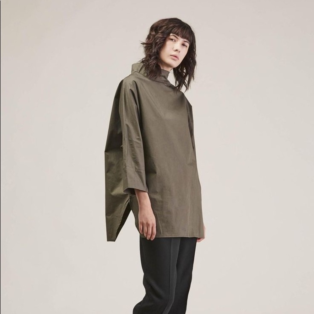 Priory miury top